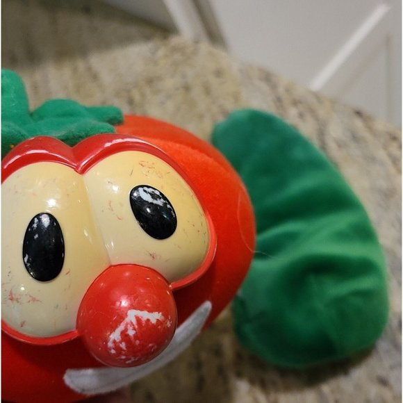 Veggietales VHS Lot of 4. 3 are New Sealed. And 3 Plush Tomato Cucumber - Picture 7 of 12